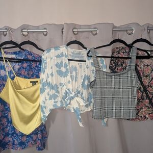 Floral Blue and White Tie-Front Top